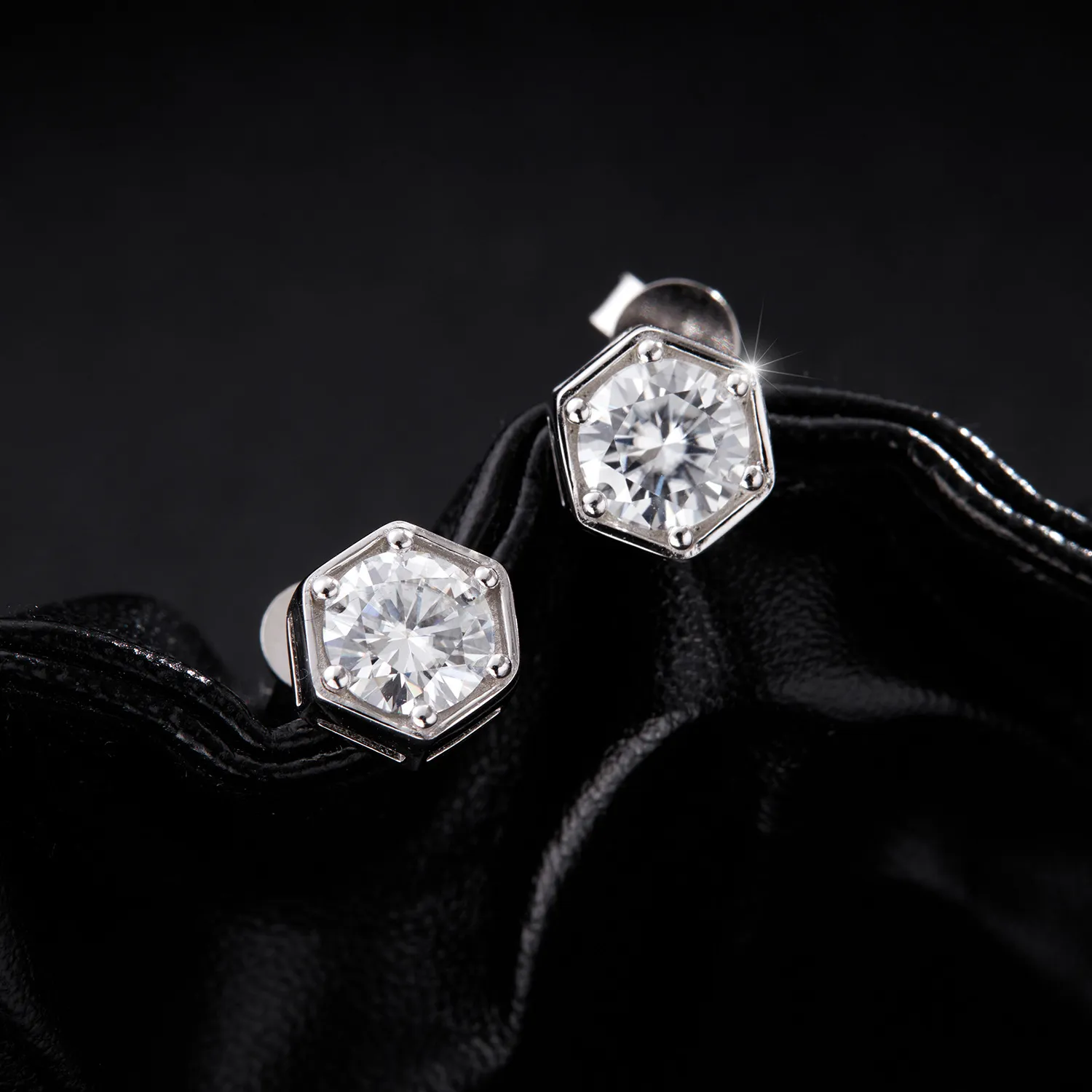 S925 Hexagon Moissanite Stud Earring 110100008 - image2