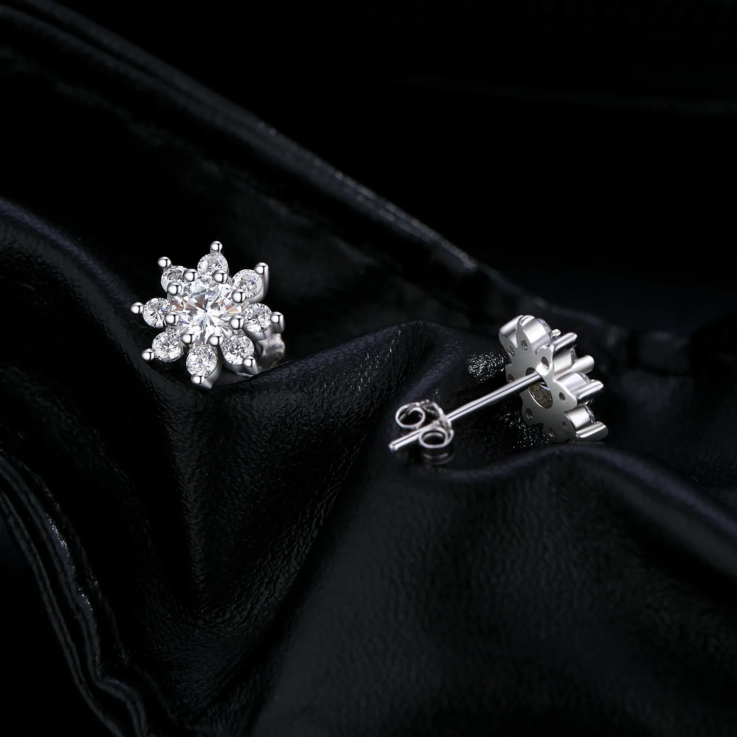 S925 Snow Flower Moissanite Stud Earring 110100018 - image2