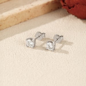 925 Sterling Silver Round Cut Solitaire Moissanite Earrings 110100048 925 Sterling Silver Round Cut Solitaire Moissanite Earrings 110100048