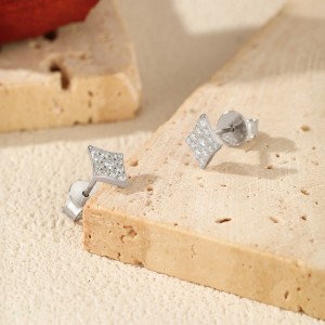 925 Sterling Silver Hip Hop Pave Moissanite Diamond Suit Studs 110100055 925 Sterling Silver Hip Hop Pave Moissanite Diamond Suit Studs 110100055