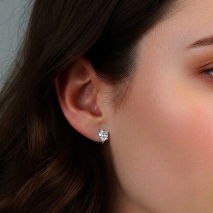 925 Sterling Silver 1Ct Heart Moissanite Hoop Earrings 110100071