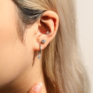 Wholesale 925 Sterling Silver Triangle Cut Moissanite Cartilage Stud 110100088