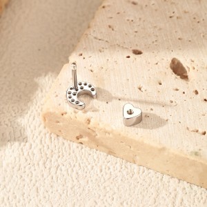 Wholesale 925 Sterling Silver Moissanite Crescent Moon Cartilage Stud 110100091