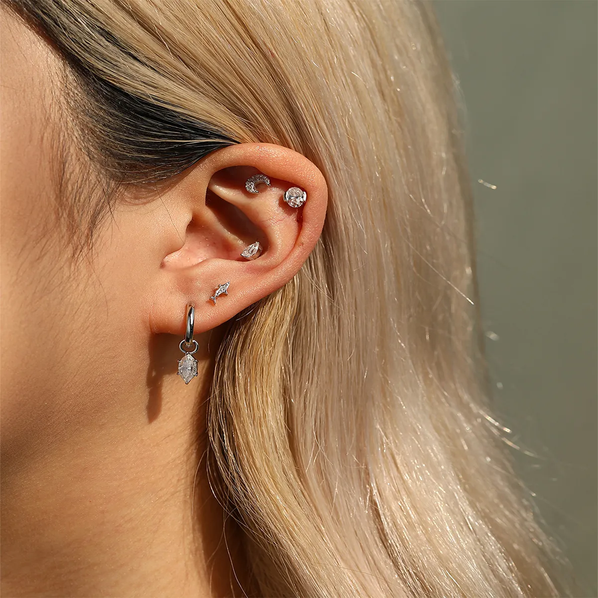 Wholesale 925 Sterling Silver Moissanite Crescent Moon Cartilage Stud 110100091 - image1
