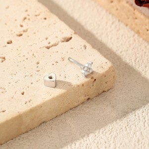Wholesale 925 Sterling Silver Moissanite Four-Leaf Clover Cartilage Stud 110100092