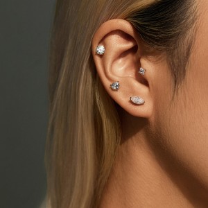 Wholesale 925 Sterling Silver Round Moissanite Cartilage Stud 110100095 Wholesale 925 Sterling Silver Round Moissanite Cartilage Stud 110100095