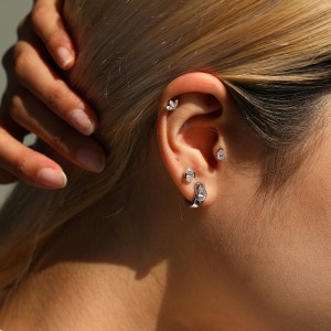 Wholesale 925 Sterling Silver Pear Cut Moissanite Cartilage Stud 110100100 Wholesale 925 Sterling Silver Pear Cut Moissanite Cartilage Stud 110100100