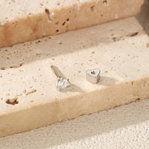 Wholesale 925 Sterling Silver Moissanite Minimalist Cartilage Stud 110100104 Wholesale 925 Sterling Silver Moissanite Minimalist Cartilage Stud 110100104