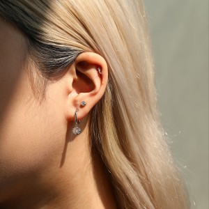 Wholesale 925 Sterling Silver Moissanite Shark Cartilage Stud 110100107