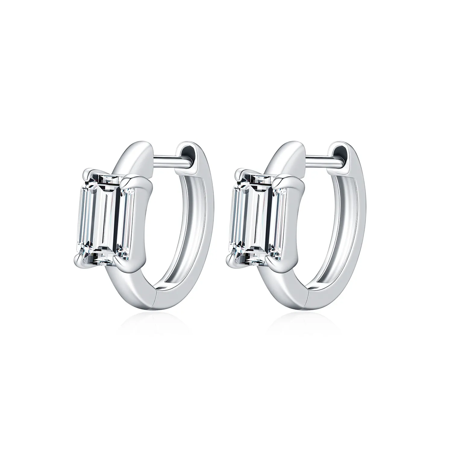 Wholesale 925 Sterling Silver 0.8ct Moissanite Huggie Hoop Earrings 110100118 Wholesale 925 Sterling Silver 0.8ct Moissanite Huggie Hoop Earrings 110100118