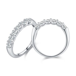 S925 Sparkle Moissanite Band Ring 110200017