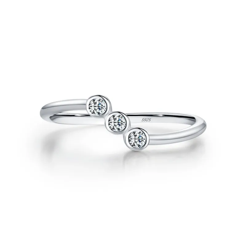 925 Sterling Silver Irregular Moissanite Ring 110200028