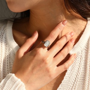 925 Sterling Silver 4.5 Ct Radiant Moissanite Bezel Sugar Cube Ring 110200080