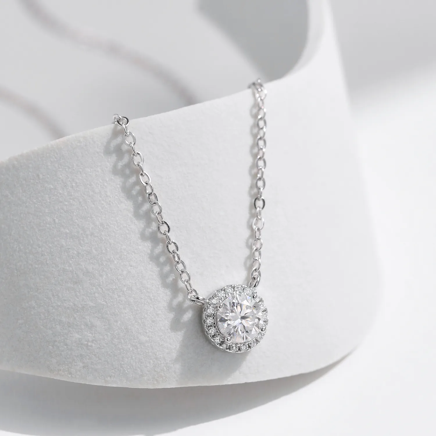 S925 Round Moissanite Wedding Party Necklace 110300008 - image2