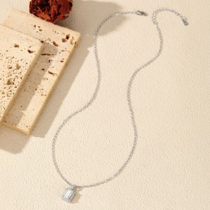 925 Sterling Silver 1Ct Emerald Cut Moissanite Pendant Necklace 110300027 925 Sterling Silver 1Ct Emerald Cut Moissanite Pendant Necklace 110300027