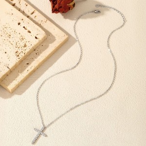 925 Sterling Silver Vintage Pave Moissanite Cross Necklace 110300031 925 Sterling Silver Vintage Pave Moissanite Cross Necklace 110300031