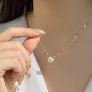 925 Sterling Silver Classic 8-Prong Oval Zirconia Moissanite Necklace 110300041