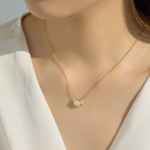 925 Sterling Silver Classic 8-Prong Oval Zirconia Moissanite Necklace 110300041