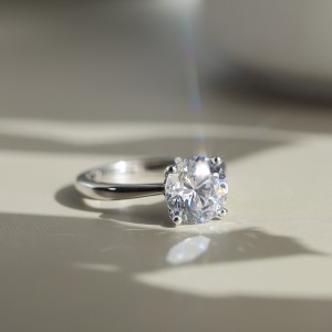 925 Sterling Silver Four Prong Round Moissanite Jewelry Set 110600004