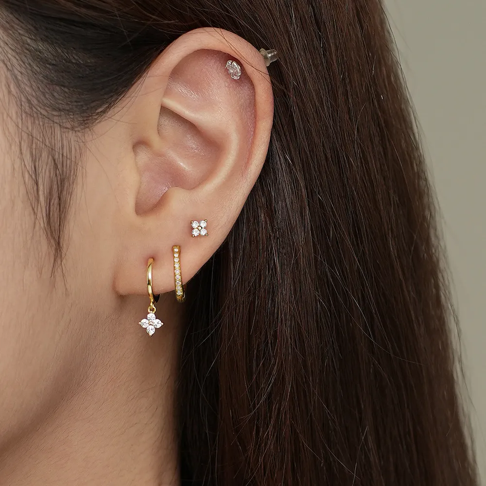 925 Sterling Silver Flower Zironia Earring Set 140100032 - image1