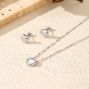 925 Sterling Silver Love Heart Pave Stud Earring Necklace Set 140200014 925 Sterling Silver Love Heart Pave Stud Earring Necklace Set 140200014