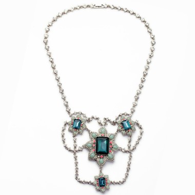 Fashion Jewelry Crystal Flower Statement Necklace NSN00012